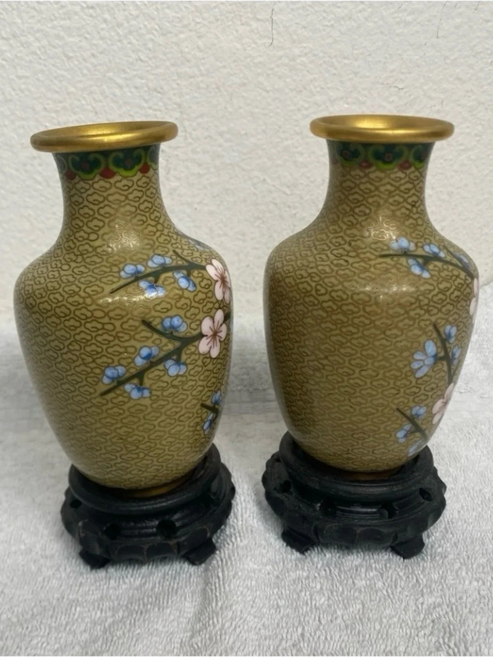 Vintage Chinese Traditional Mustard Floral Set of 2 Small Vases Contemporary - Picture 2 of 16